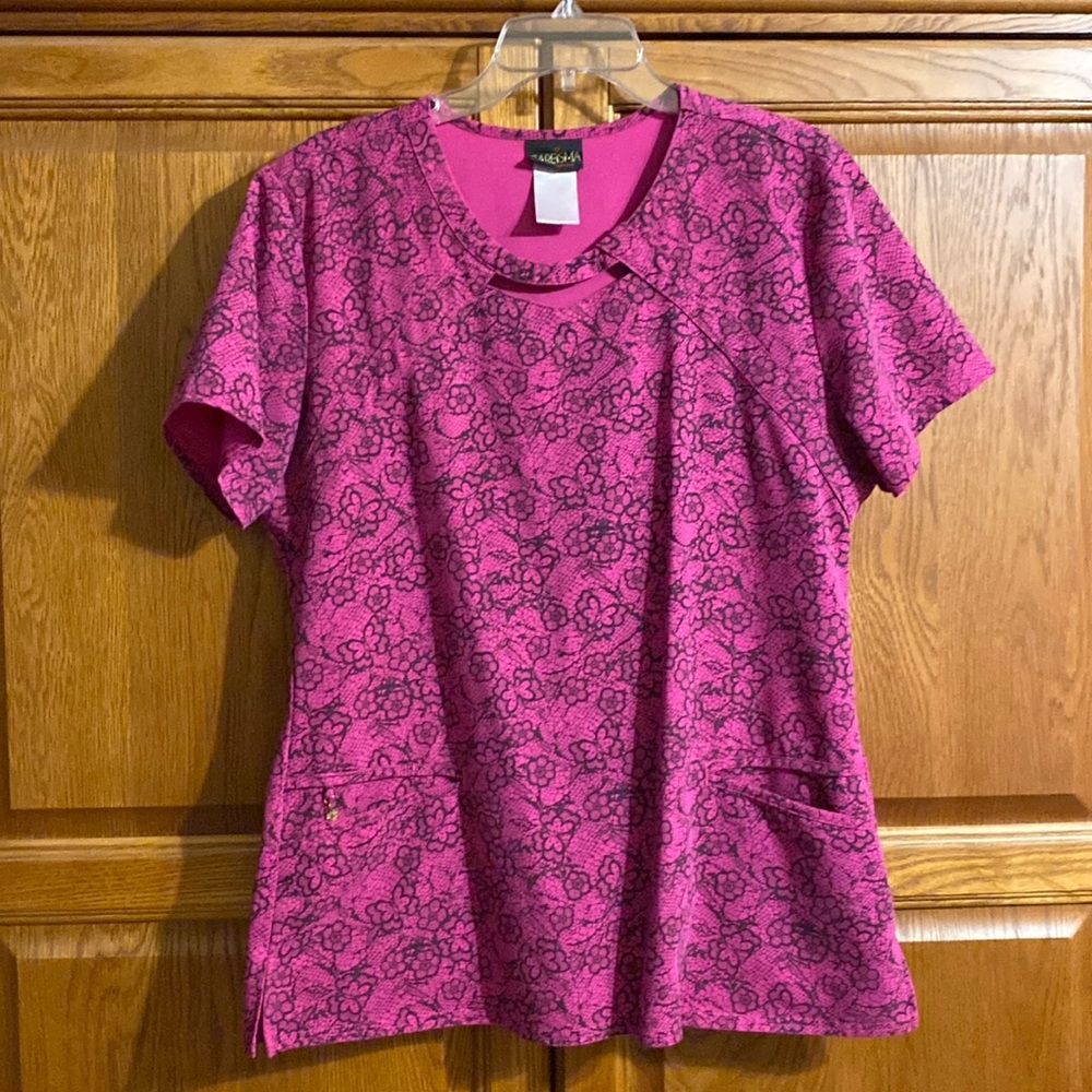 Careisma Scrub Top. Excellent condition.,